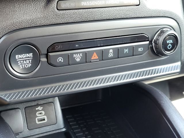 Certified 2025 Ford Bronco Sport Outer Banks w/ Outer Banks Tech Package+ AWD/4WD image 23