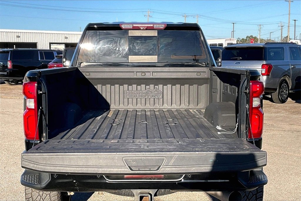 Used 2021 Chevrolet Silverado 2500 High Country w/ Z71 Off-Road Package image 35