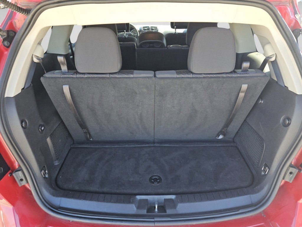 Used 2017 Dodge Journey SE w/ Flexible Seating Group FWD image 24