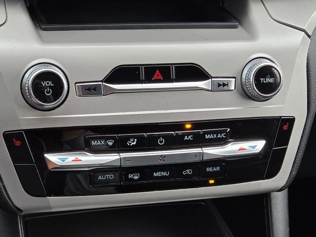 Certified 2023 Ford Explorer XLT AWD/4WD image 24