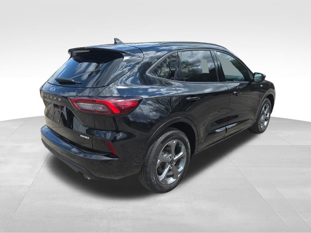 Certified 2024 Ford Escape ST-Line w/ Tech Pack #1 image 9