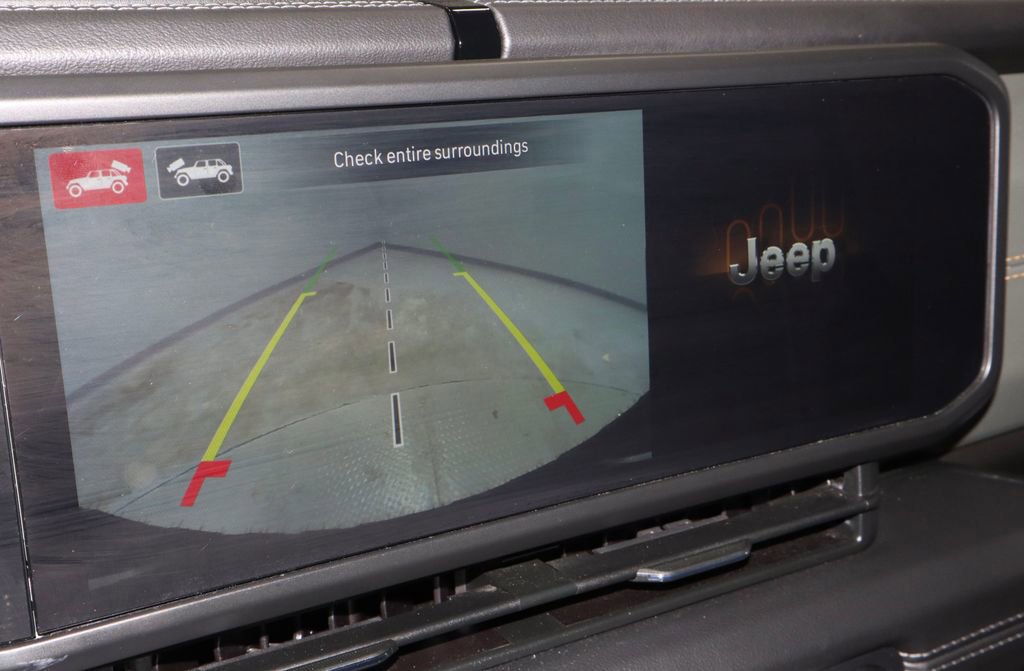 Used 2024 Jeep Wrangler High Altitude image 12