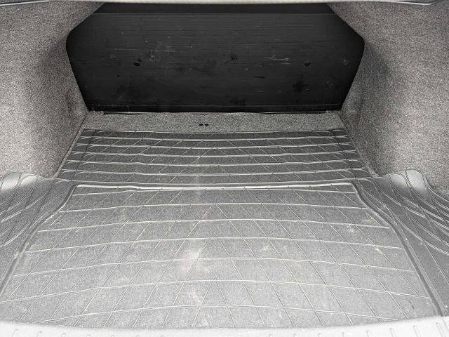 Used 2017 Nissan Versa S Plus FWD image 25