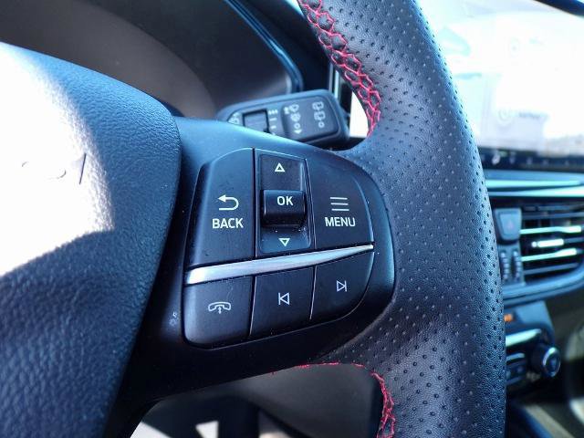 Certified 2023 Ford Escape ST-Line Elite w/ Premium Technology Package image 24