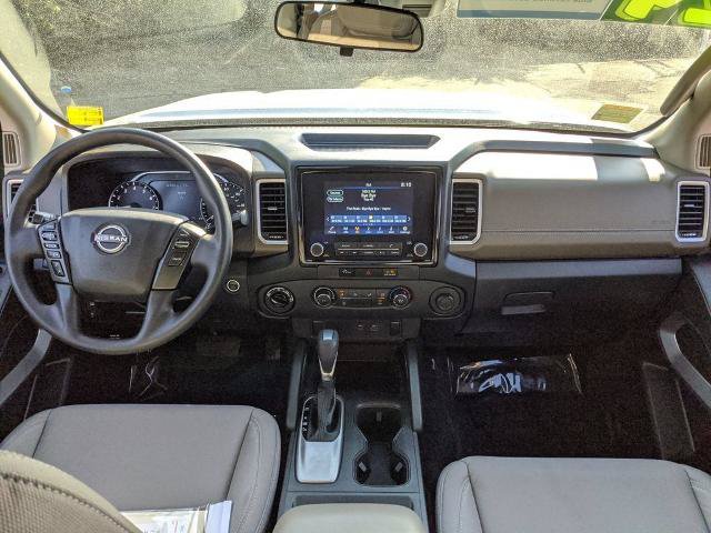 Used 2024 Nissan Frontier SV AWD/4WD image 7
