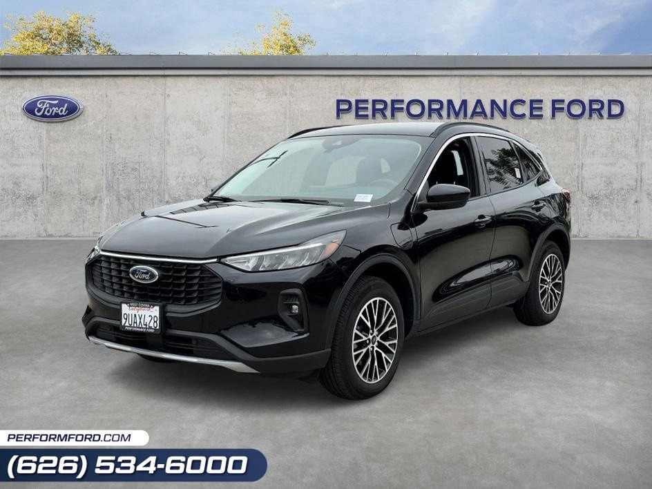 Certified 2023 Ford Escape SE