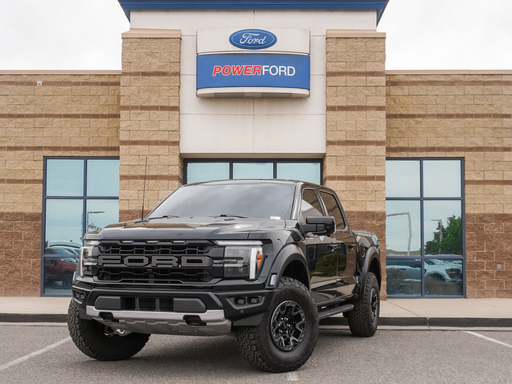 Certified 2025 Ford F150 Raptor AWD/4WD image 2