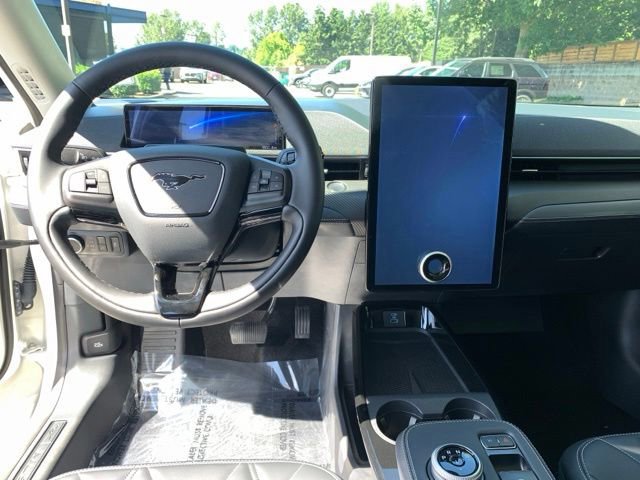 Certified 2024 Ford Mustang Mach-E Select AWD/4WD image 15