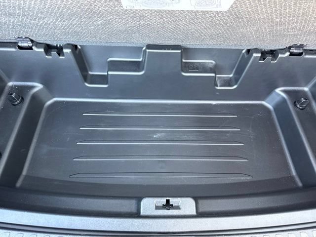 Used 2025 Chevrolet Traverse LT AWD/4WD image 45