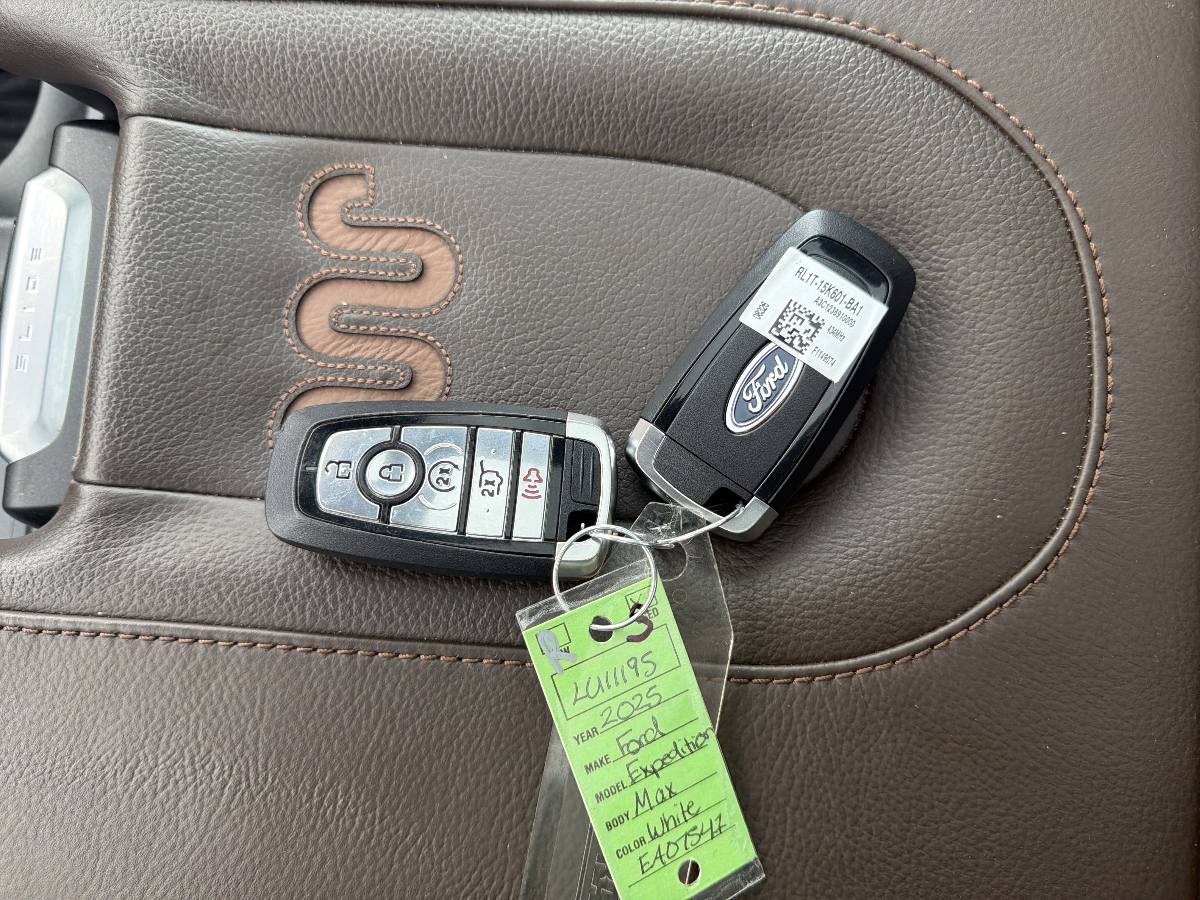 Certified 2025 Ford Expedition Max King Ranch AWD/4WD image 32