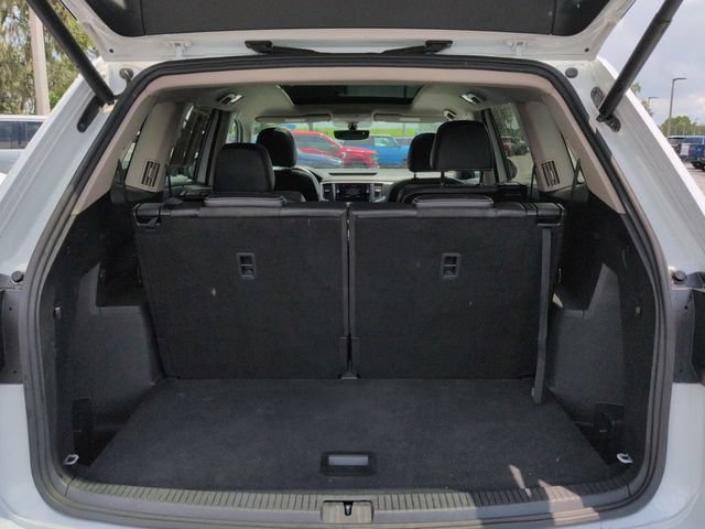 Used 2021 Volkswagen Atlas SE w/ Panoramic Sunroof Package FWD image 14