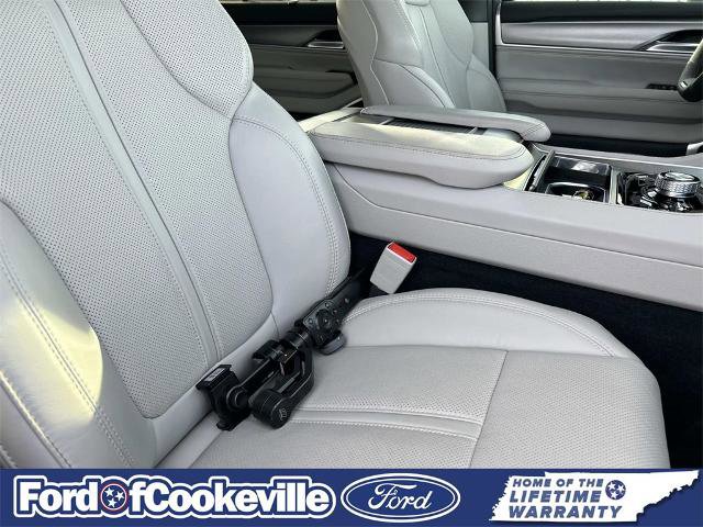 Used 2025 Jeep Wagoneer Series II w/ Convenience Group I image 24