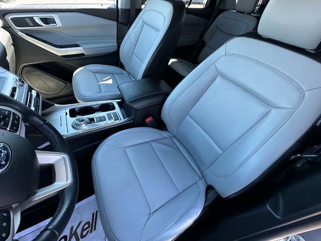 Certified 2021 Ford Explorer XLT w/ Equipment Group 202A image 17
