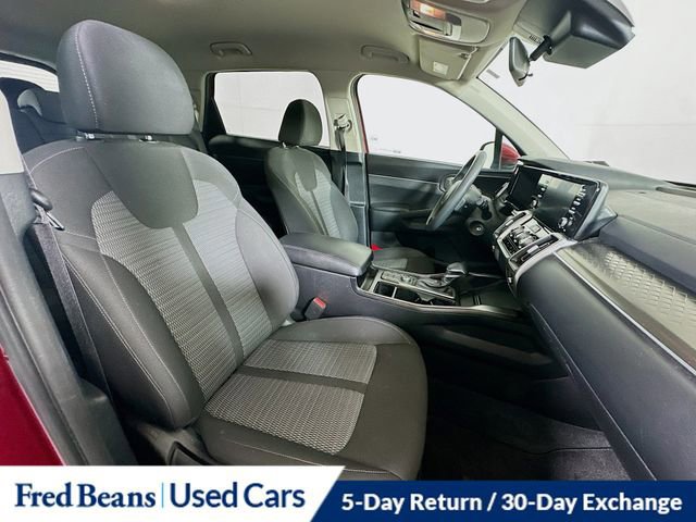 Used 2022 Kia Sorento LX image 30
