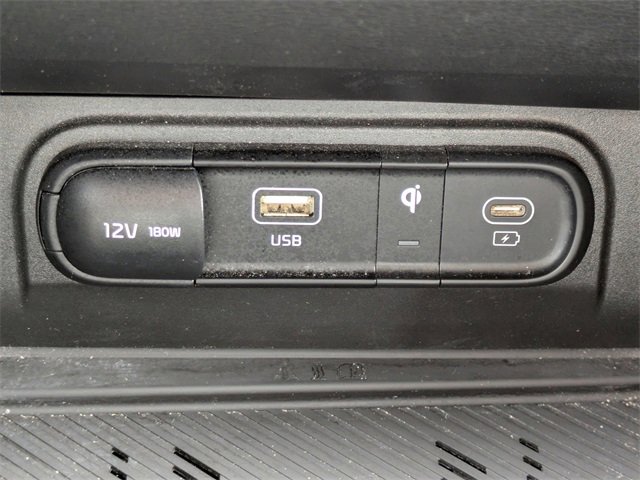 Used 2024 Kia Sportage SX image 23
