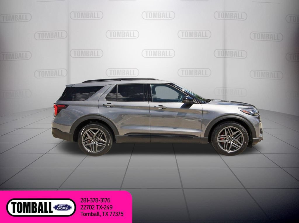 Certified 2026 Ford Explorer ST AWD/4WD image 9