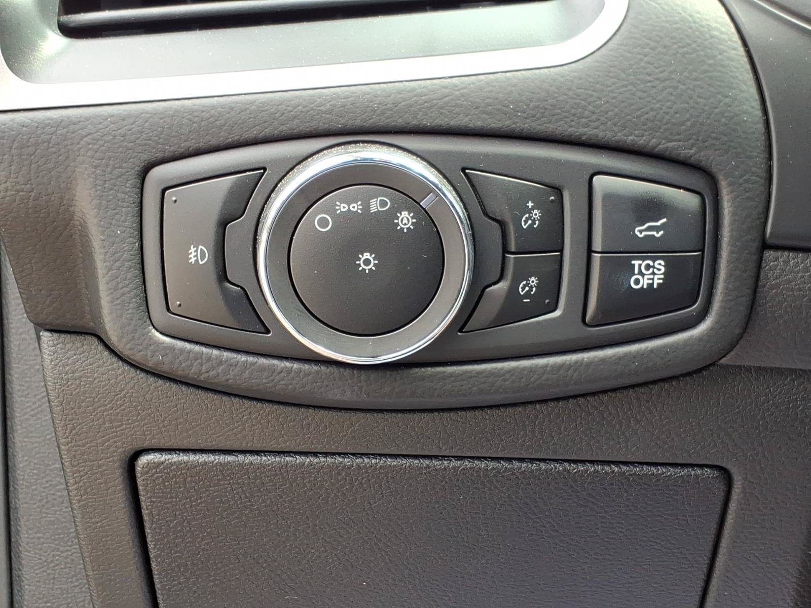 Certified 2023 Ford Edge SEL w/ Convenience Package AWD/4WD image 9