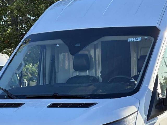 Certified 2025 Ford Transit 250 148 High Roof Extended RWD image 12