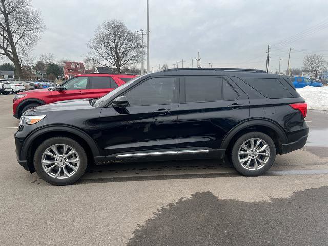 Certified 2024 Ford Explorer XLT w/ Equipment Group 202A image 2