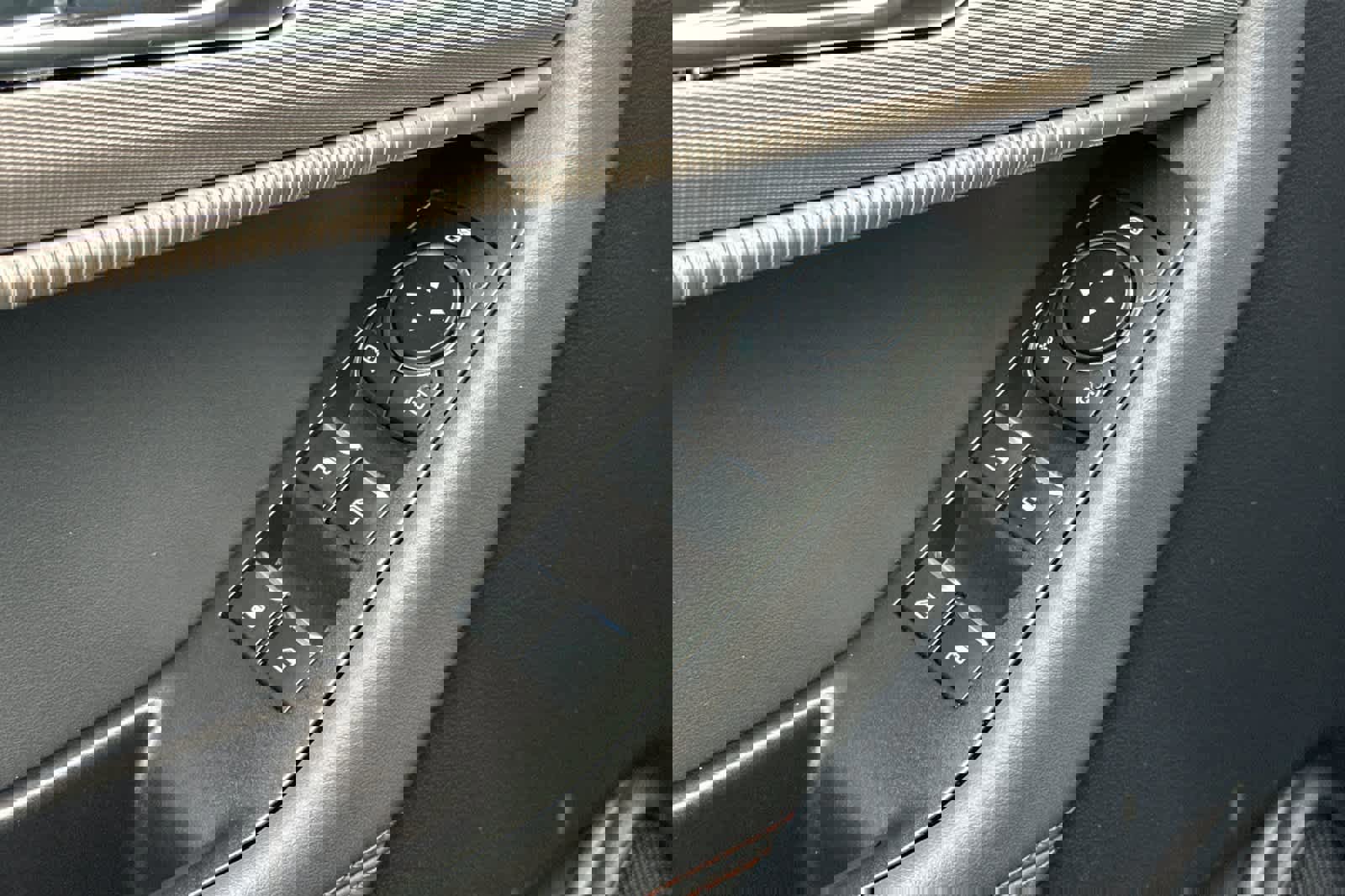 Certified 2025 Ford Explorer Active image 13