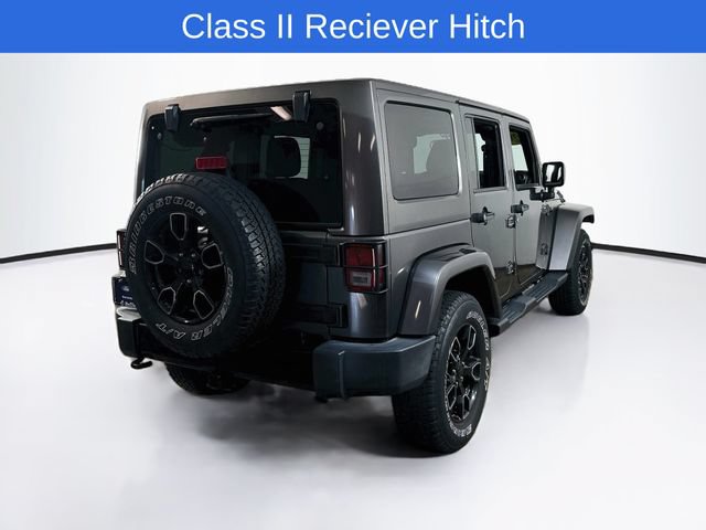Used 2017 Jeep Wrangler Unlimited Sahara AWD/4WD image 11