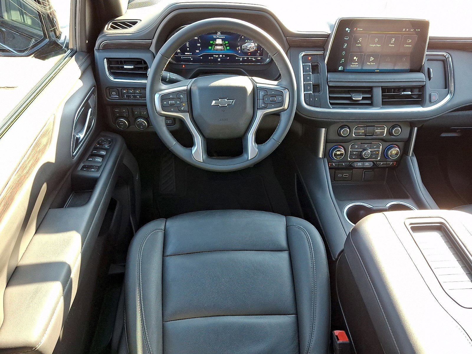 Used 2024 Chevrolet Tahoe Z71 w/ Z71 Off-Road Package image 10