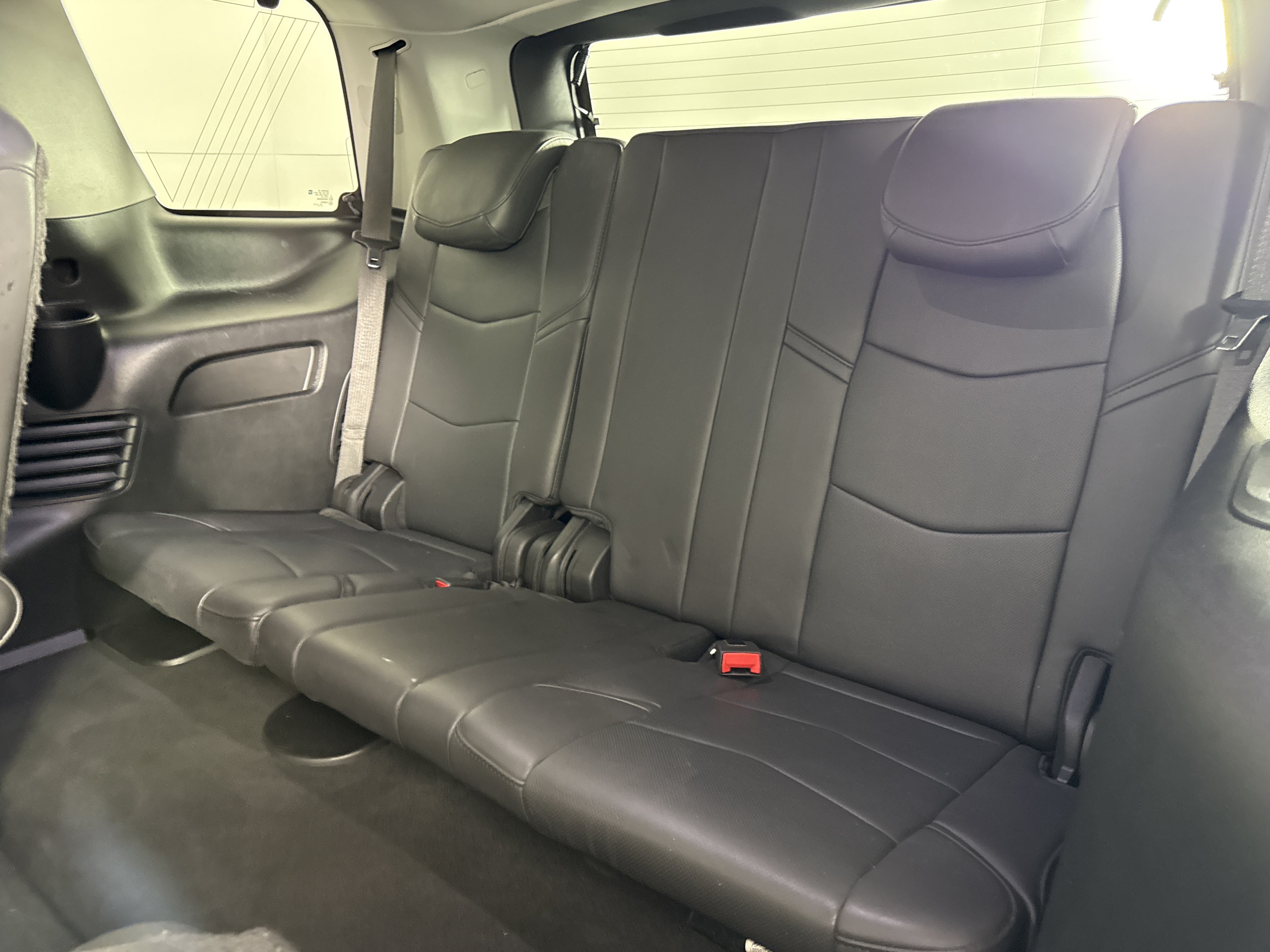Used 2020 Cadillac Escalade Luxury RWD image 15
