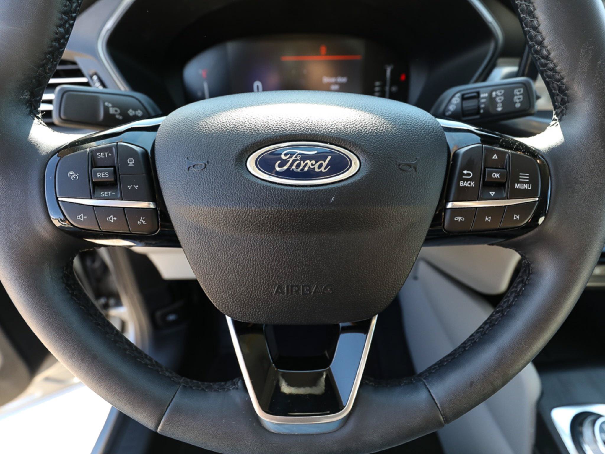 Certified 2024 Ford Escape SE FWD image 15