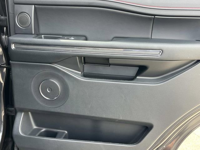 Certified 2023 Ford Expedition Limited image 24