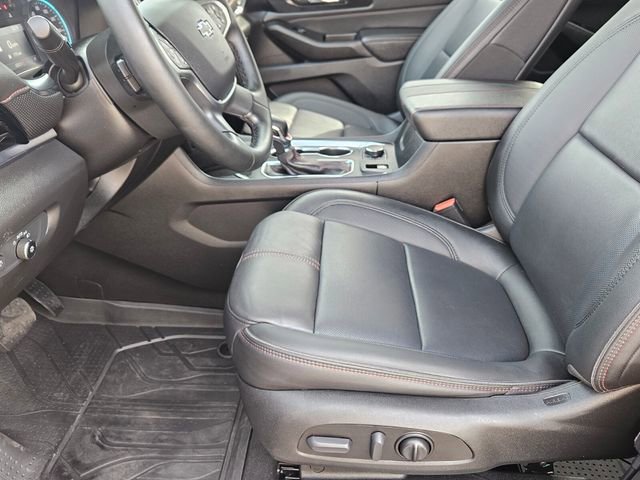 Used 2023 Chevrolet Traverse RS w/ LPO, Floor Liner Package image 33