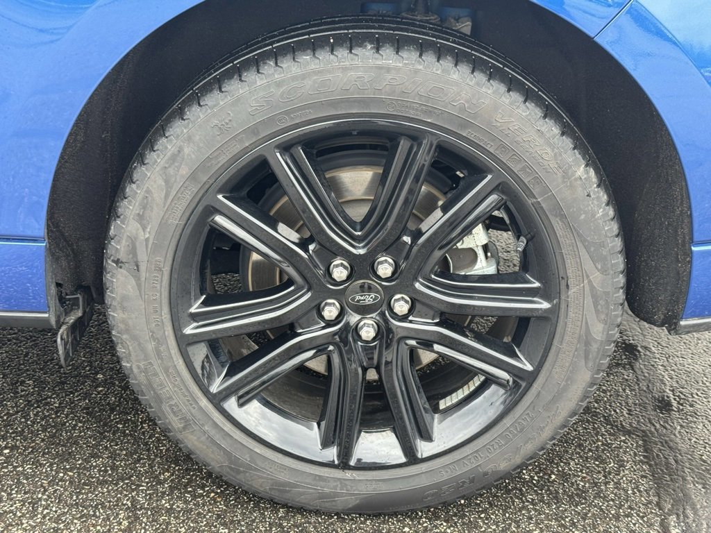 Certified 2024 Ford Edge ST-Line image 46