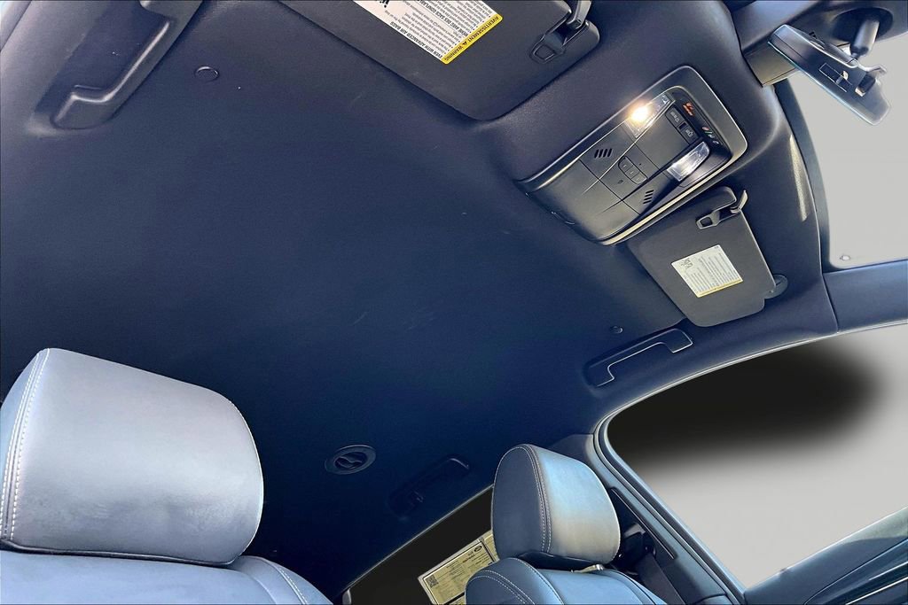 Used 2024 Buick Enclave Premium image 22