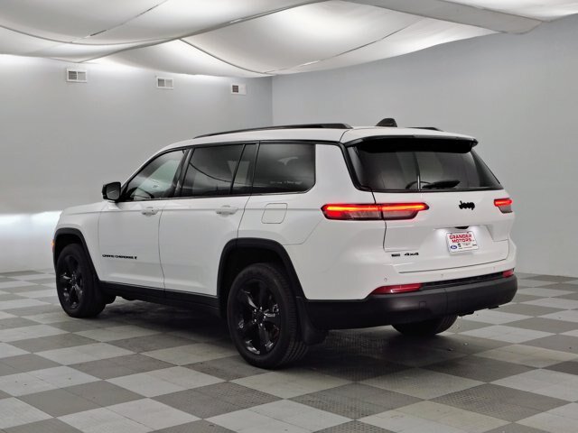 Used 2023 Jeep Grand Cherokee L Laredo AWD/4WD image 8