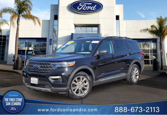 Certified 2023 Ford Explorer XLT w/ Equipment Group 202A