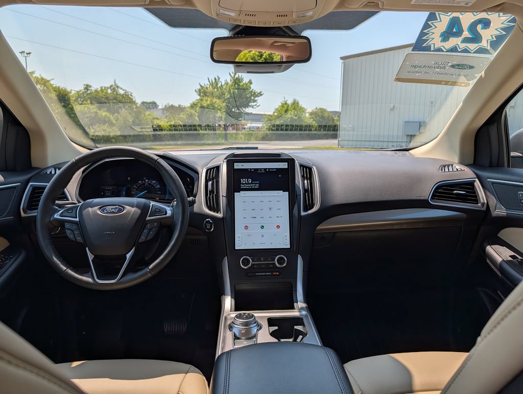 Certified 2024 Ford Edge SEL AWD/4WD image 6