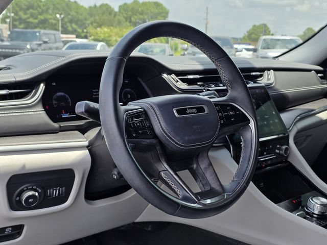 Used 2021 Jeep Grand Cherokee L Overland w/ Luxury Tech Group IV AWD/4WD image 32