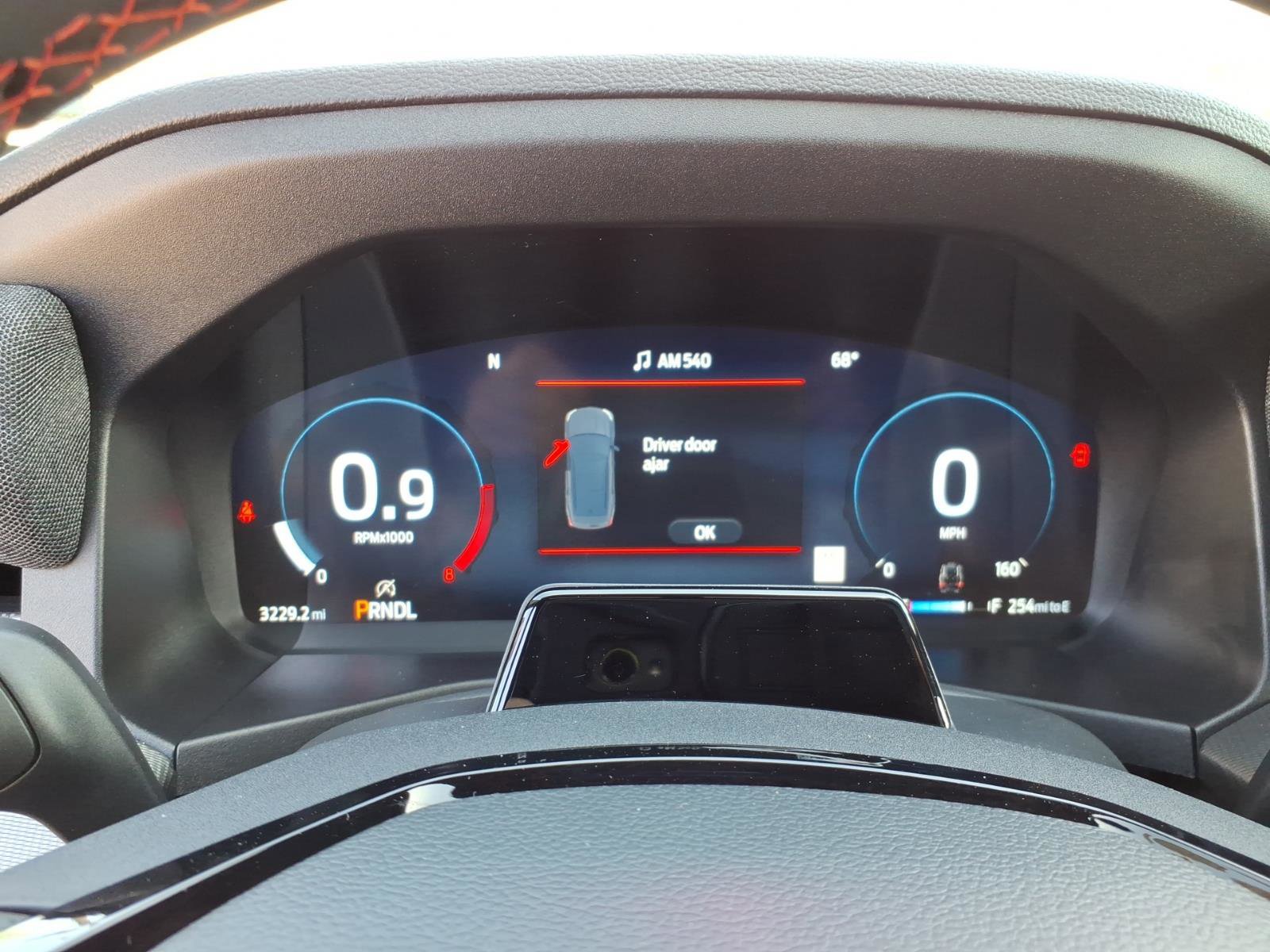 Certified 2025 Ford Explorer ST-Line w/ Premium Package image 17