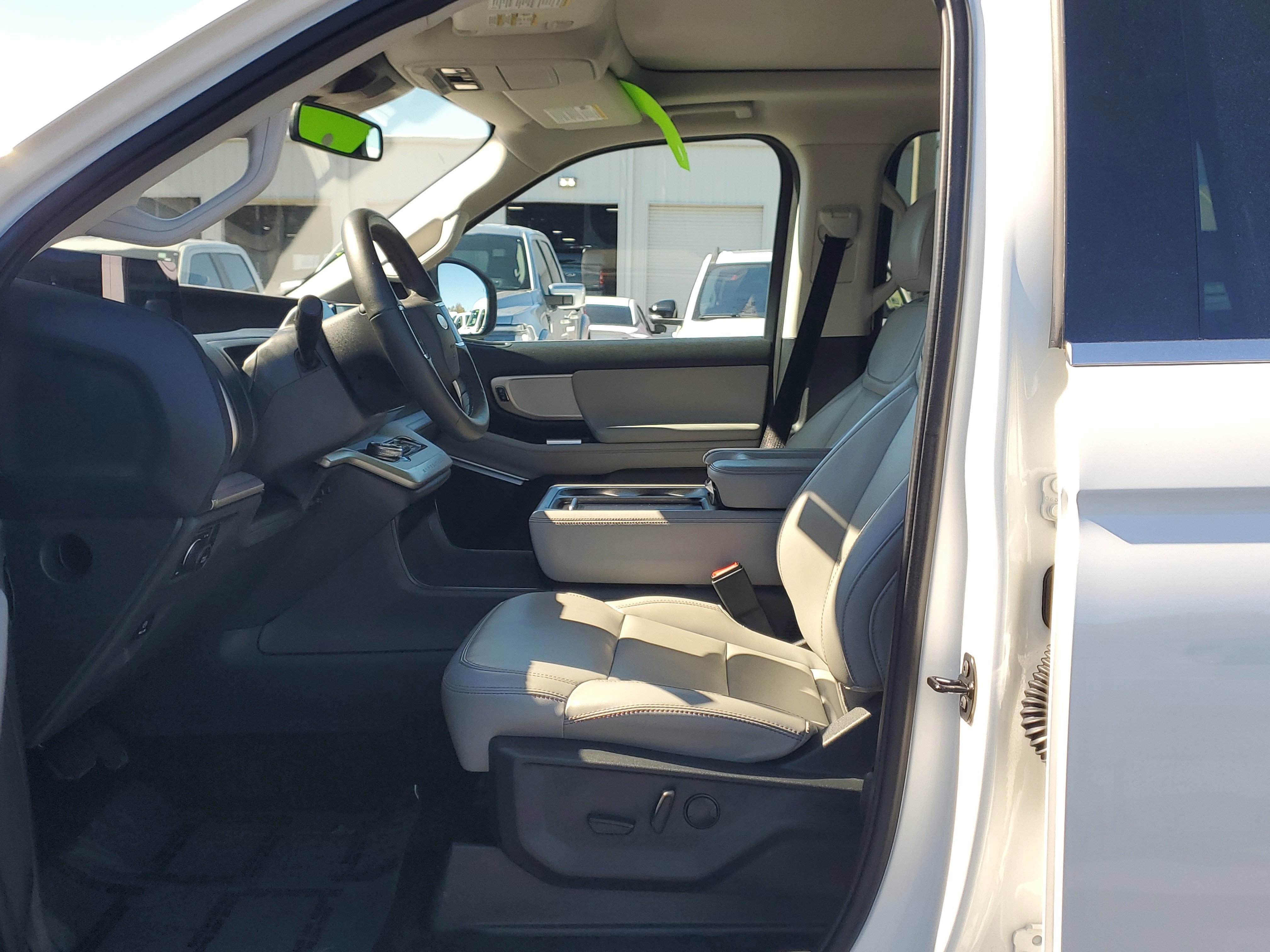 Certified 2025 Ford Expedition Max Active image 22