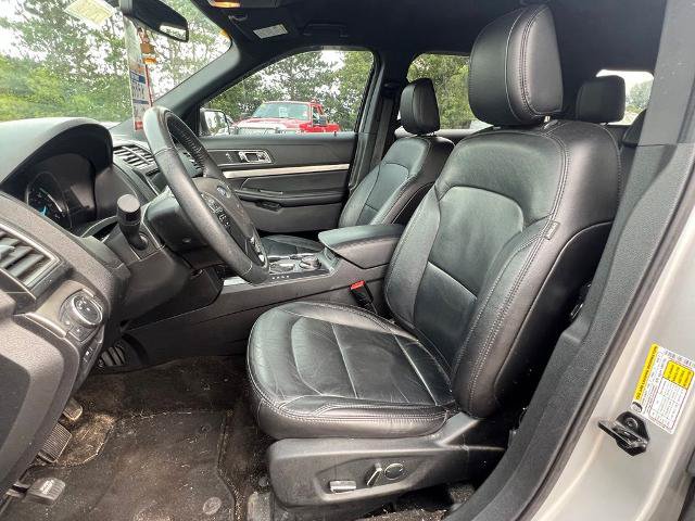 Certified 2018 Ford Explorer XLT w/ Equipment Group 202A AWD/4WD image 21