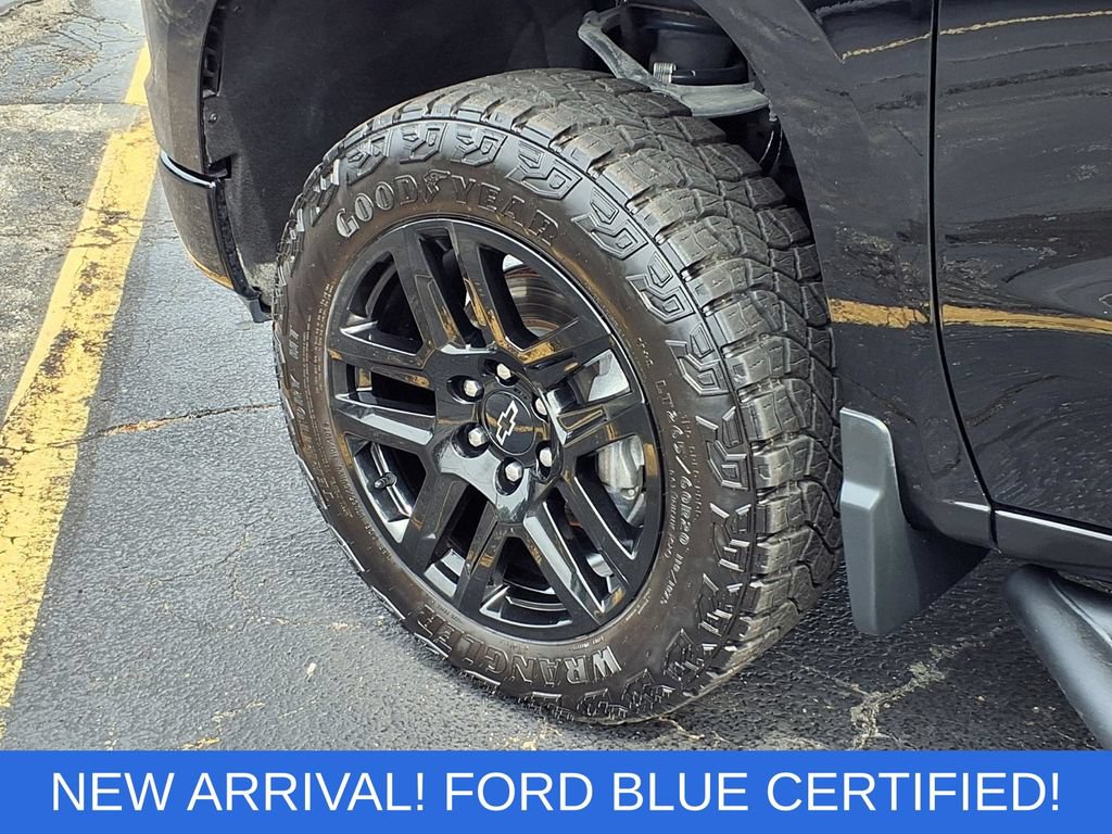 Used 2023 Chevrolet Silverado 1500 LT Trail Boss w/ Protection Package AWD/4WD image 27