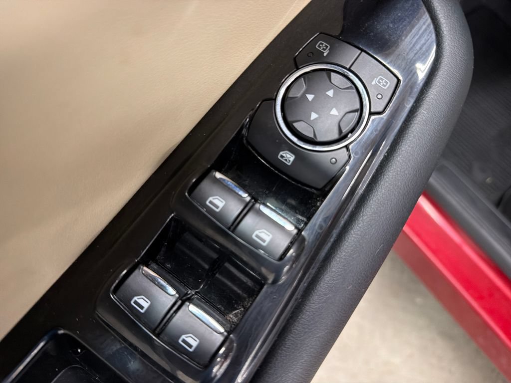 Certified 2020 Ford Edge SEL w/ Convenience Package FWD image 17