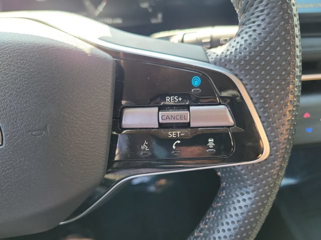 Used 2025 Nissan Ariya AWD image 6