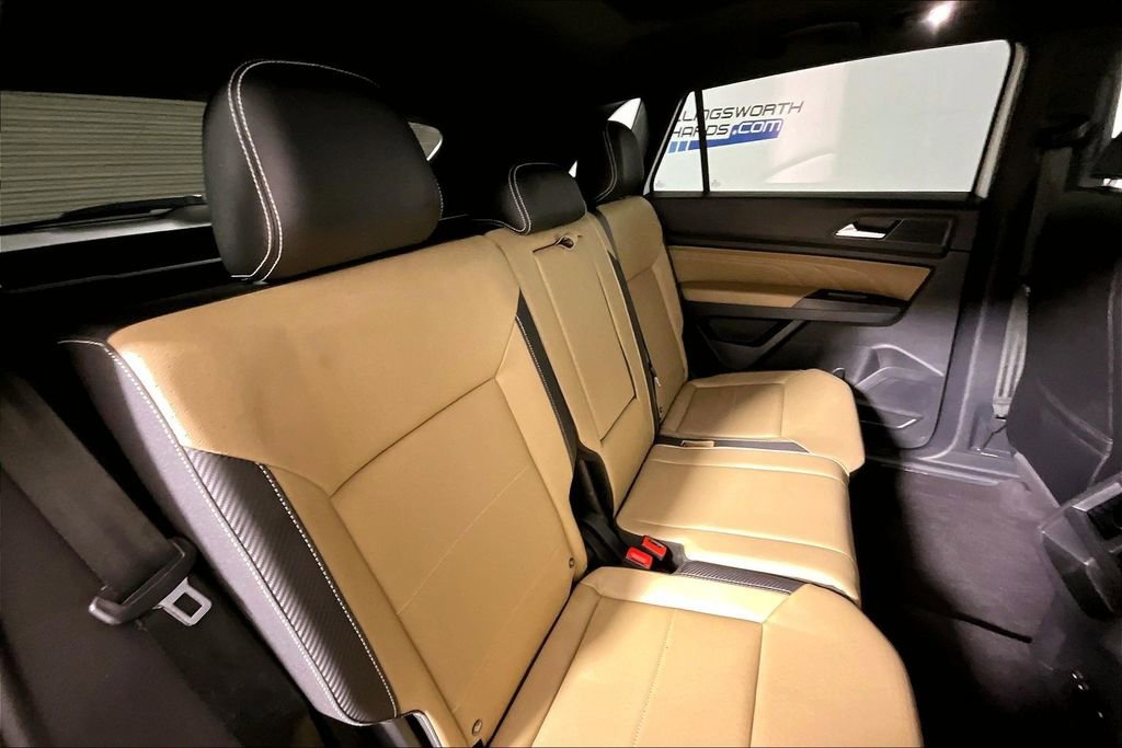 Used 2021 Volkswagen Atlas Cross Sport SEL R-Line image 22