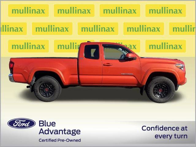 Used 2018 Toyota Tacoma SR5 image 2
