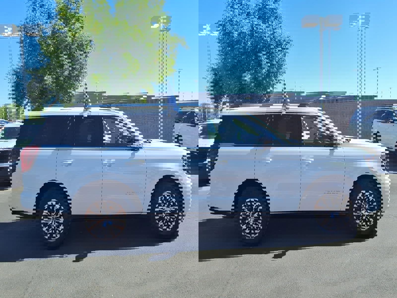 Certified 2025 Ford Expedition Platinum image 6