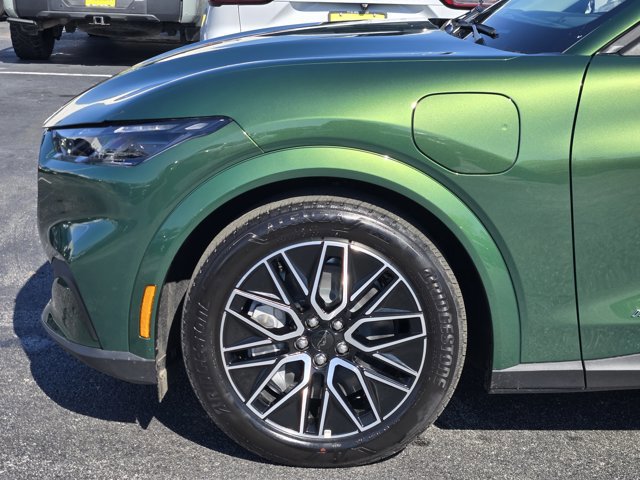 Certified 2025 Ford Mustang Mach-E Premium image 8