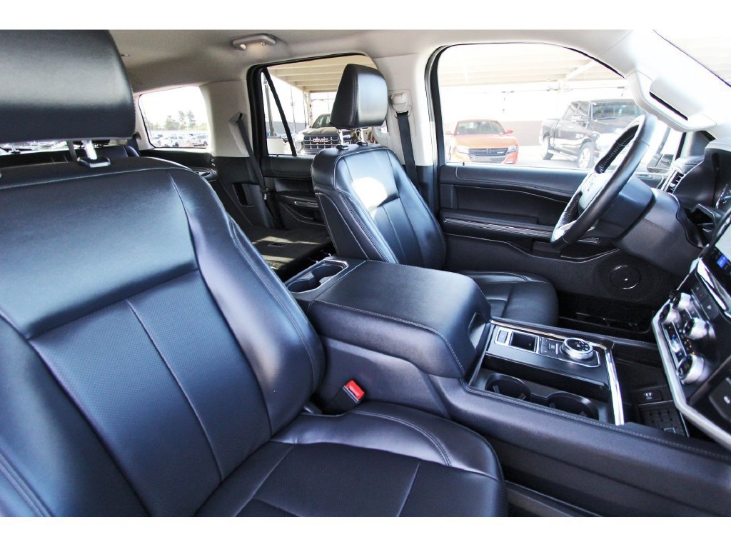 Certified 2024 Ford Expedition XLT RWD image 37
