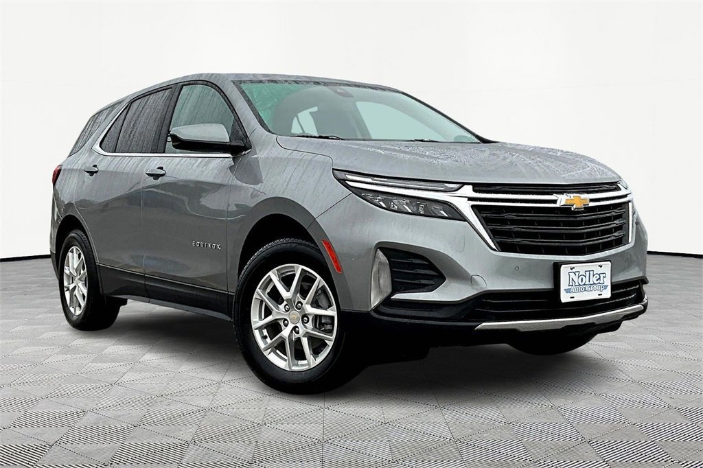 Used 2023 Chevrolet Equinox LT w/ Driver Convenience Package image 5