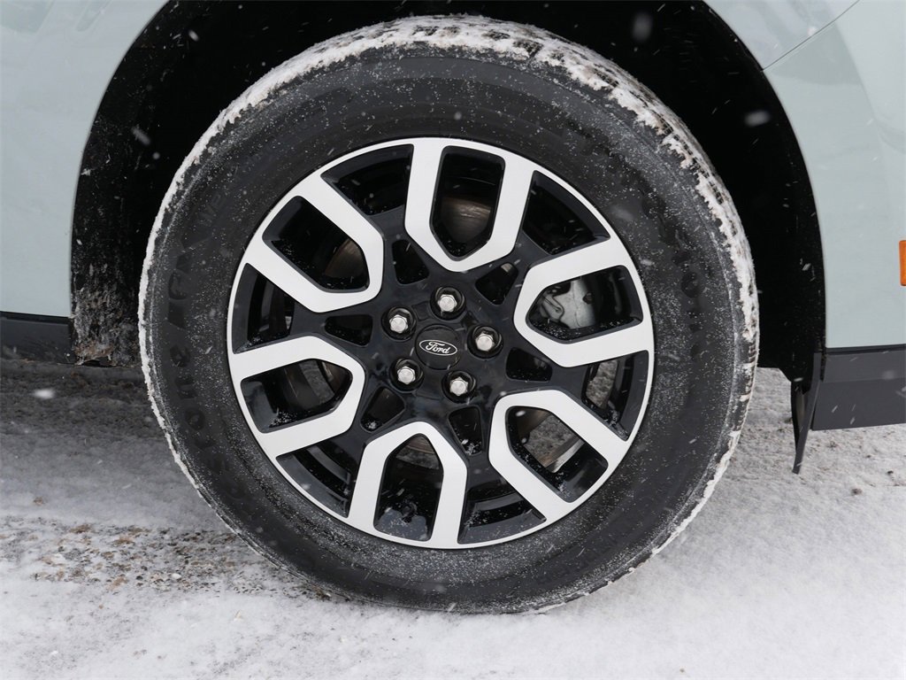 Certified 2023 Ford Maverick Lariat w/ Lariat Luxury Package image 7