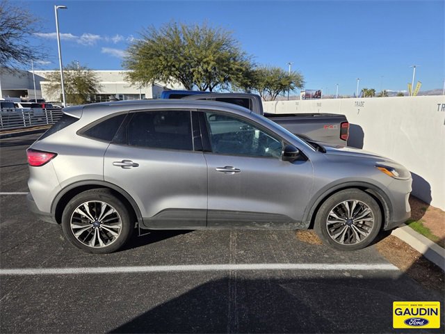 Certified 2021 Ford Escape SE w/ SE Sport Appearance Package image 2